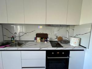 Sunny Apartment Tirana