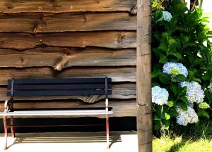 The Cabin by the Sea Waterfront Retreat with Breakfast Hamper