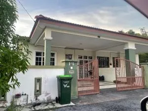Bukit Tinggi Homestay, Kepala Batas, Kedah - Kampong Bukit Tinggi