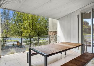 Aurora at Cowes by ReadyStay