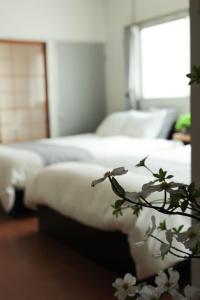 OMOTENASHI STAY OSAKA 41m2 1LDK 十三駅徒歩1分 梅田2分 神戸京都アクセス良好 和室のある家