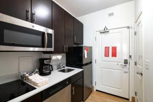 One-Bedroom Queen Suite with Sofa Bed room in TownePlace Suites by Marriott Dallas McKinney
