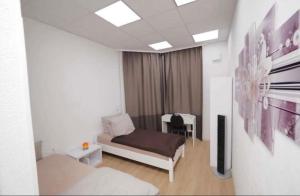 G- Seestr 9 mit eigener Dusche und WC