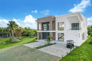 Brand New All-inclusive Villa in Cap Cana