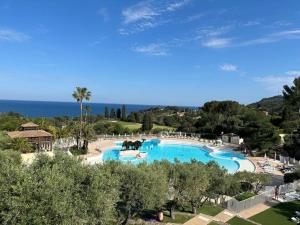 Complexe Cap Esterel village ,vue mer studio avec parking