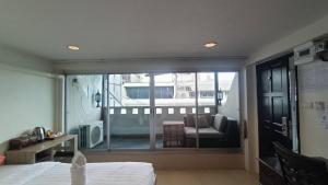 Narastay @ Phrom Phong