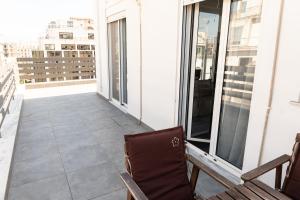 6th floor apartment 5min from Omonoia Subway Station