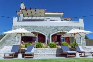 Limanaki Studios - Moláoi