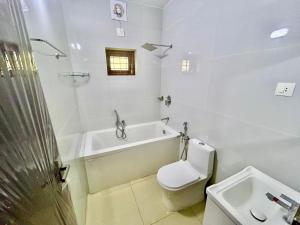 Krishnakripa - Luxury Private Villa Near Guruvayoor Temple