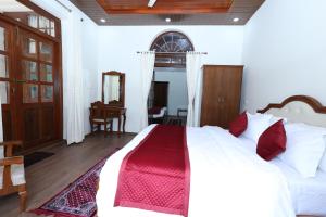 KSTDC Hotel Mayura Royal Heritage-Ooty