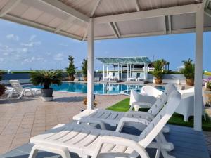 Avatara B Condominium A 67