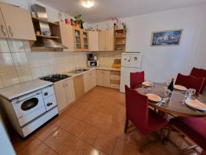 LILIC Apartment with terrace in a quiet area