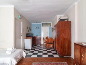 Classic Lodge - Cape Dutch Quarters