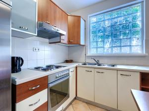 Apartment Vivoda by Interhome