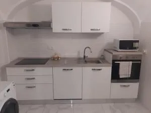 Luxury House Bergamo vicino aeroporto Orio e Ospedale Papa Giovanni XXIII - 特维罗