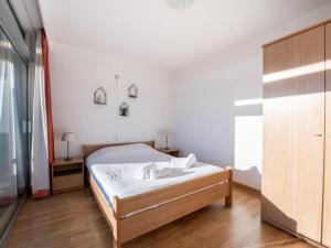 Apartment Astrid 202 with parking by Interhome