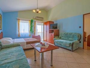 Apartment Delfin-6 by Interhome 