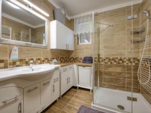 Holiday Home Emöke by Interhome