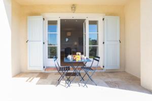 Maisons de vacances Villa Colomars sea view-swimming pool, terrace&BBQ : photos des chambres