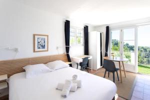 Maisons de vacances Villa Colomars sea view-swimming pool, terrace&BBQ : photos des chambres