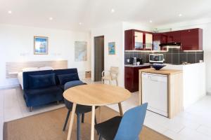 Maisons de vacances Villa Colomars sea view-swimming pool, terrace&BBQ : photos des chambres