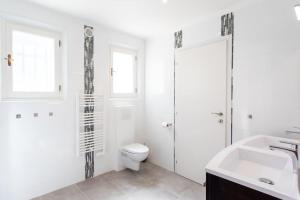 Maisons de vacances Villa Colomars sea view-swimming pool, terrace&BBQ : photos des chambres