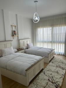 Up Town Luxury Apartment