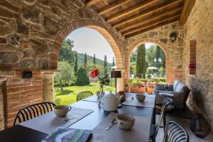 Villa Rigomagno by MMega