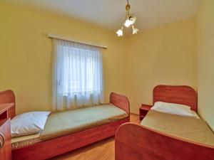 Apartment Delfin-4 by Interhome