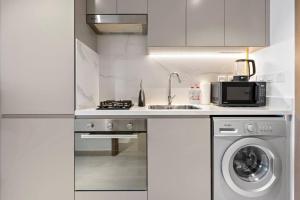 Modern Studio with Full Burj Khalifa View