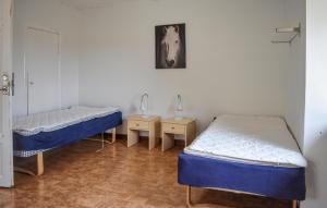 1 Bedroom Nice Home In Tomelilla