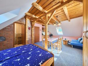 Studio Chlívce u Hronova-1 by Interhome