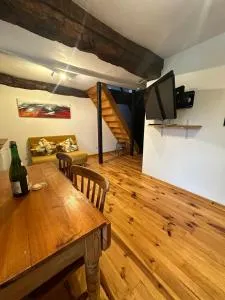 Cottage including secret garden - Laurenan