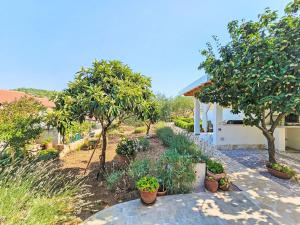 Holiday Home Katenas by Interhome