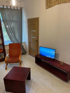 OLD TOWN SUITE
