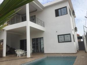 Villa 4 chambres Avec piscine à saly