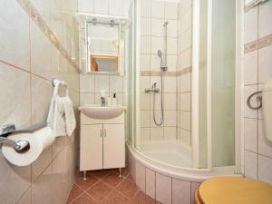 Apartment Delfin-11 by Interhome