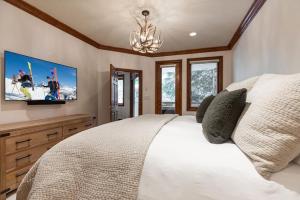 Strawberry Park 109 condo