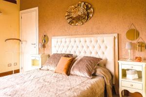 Deluxe Room (2 Adults + 1 Child)