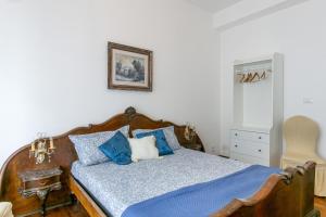Rosso Levanto House