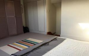 Stylish top floor 1 bed flat in West Hampstead
