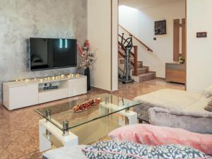 Holiday Home Villa Desanka by Interhome 