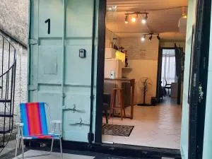 Apartamento Container com pátio, vaga para carro e Split - 卡诺阿斯