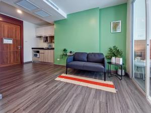 เจ เดอะพาร์ค คอนโดเทล