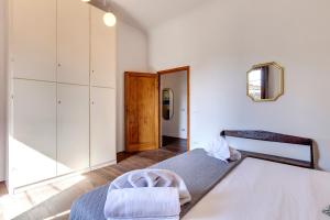 Pisana Apartment by Mamo Florence