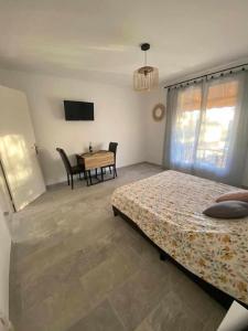 Appartements Studio les fontaines : photos des chambres
