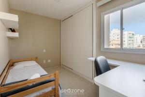 Apto Charmoso a apenas 450m da Praia EMM0202