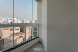 Apto Charmoso a apenas 450m da Praia EMM0202