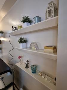 Palm Tree Villas Condominium by Beth