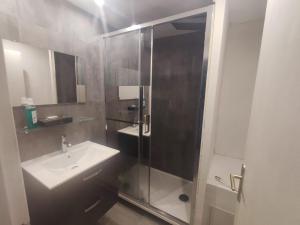 Appartements Appartement avec 2 chambres Morlaix : photos des chambres